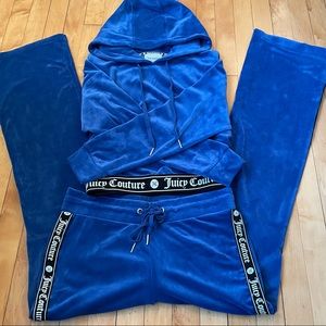 🦋Gorgeous Juicy Couture Velour Tracksuit